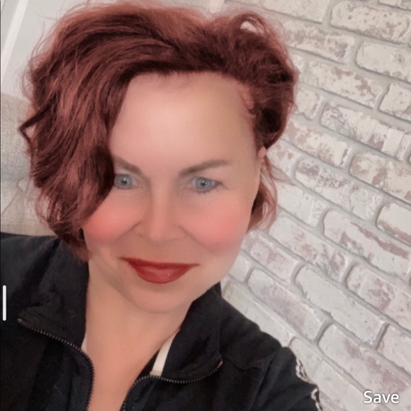 Meet your Posher, Nita - Picture 2 of 2